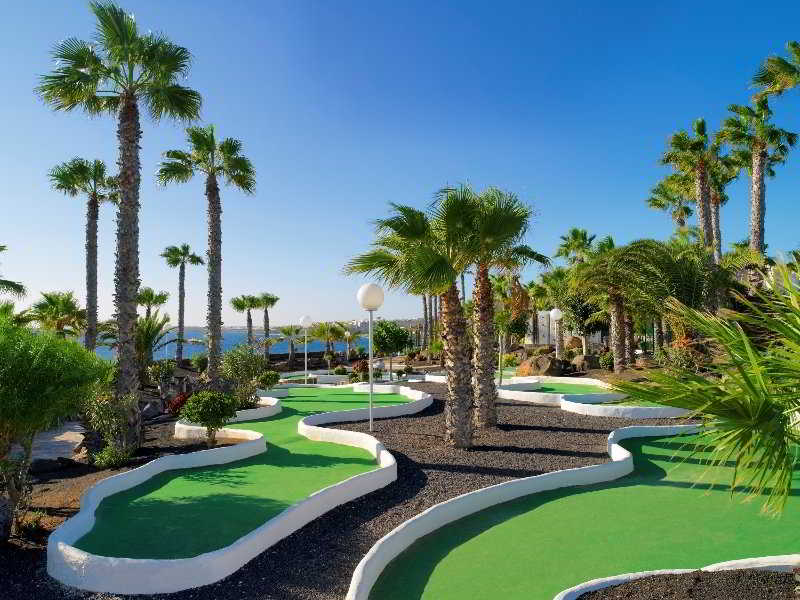 Sports and Entertainment
Sports and Entertainment
di H10 Timanfaya Palace