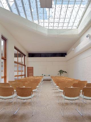 Conferences
Conferences
di Melia Salinas