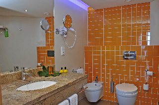 Room
Room
di Fourviews Oasis