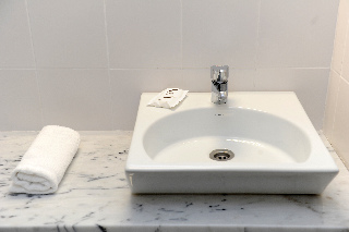 Room
Room
di Dorisol Estrelicia