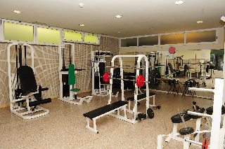 Sports and Entertainment
Sports and Entertainment
di Dorisol Buganvilia