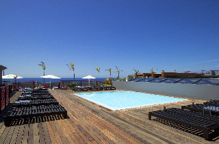 Pool
Pool
di Four Views Monumental