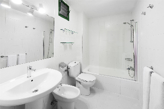 Room
Room
di Suite hotel Castillo de Elba