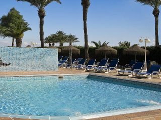 Pool
Pool
di Hesperia Sabinal