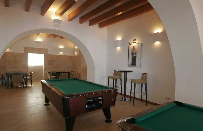 Sports and Entertainment
Sports and Entertainment
di Sirenis Hotel Club Siesta