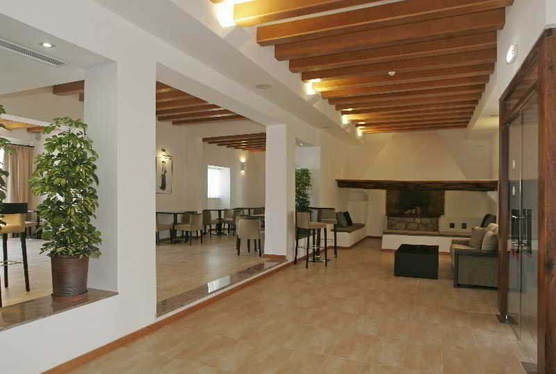 Lobby
Lobby
di Sirenis Hotel Club Siesta