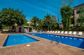 Apartamentos Royal