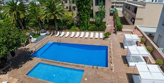 Apartamentos Royal