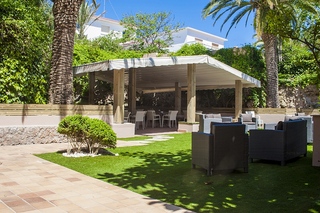 Apartamentos Royal