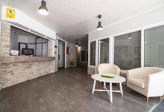 Apartamentos Royal