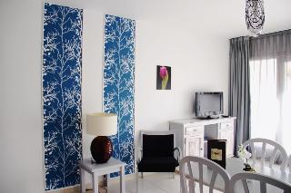 Apartamentos Royal