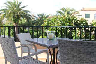 Apartamentos Royal