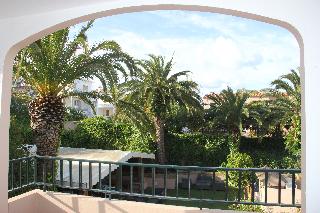 Apartamentos Royal