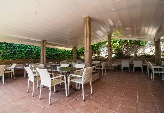 Apartamentos Royal