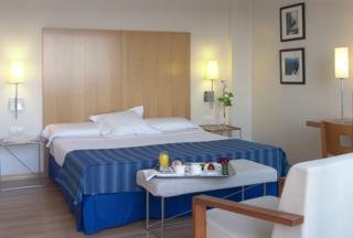 Room
Room
di Hesperia del Mar