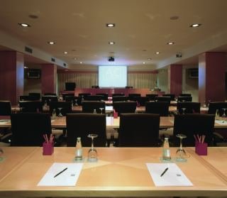 Lobby
Lobby
di Hotel Nuevo Portil Golf