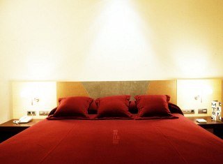 Room
Room
di Silken Gran Domine