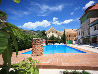 Pool
Pool
di Montaña