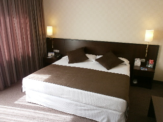 Room
Room
di Hcc Regente