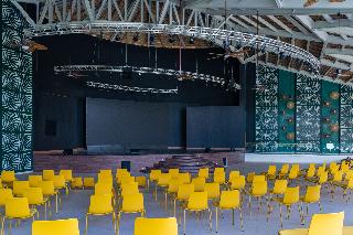 Desportos y Entretenimento