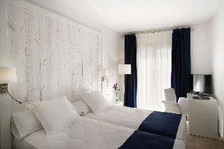 Room
Room
di Medium Sitges Park