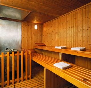 Sports and Entertainment
Sports and Entertainment
di Holiday Inn Naples