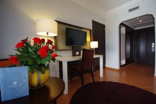 Room
Room
di Kenzi Europa All inclusive