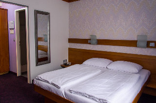 Room
Room
di Viennart am Museumsquartier