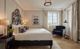 Room
Room
di First Hotel Reisen