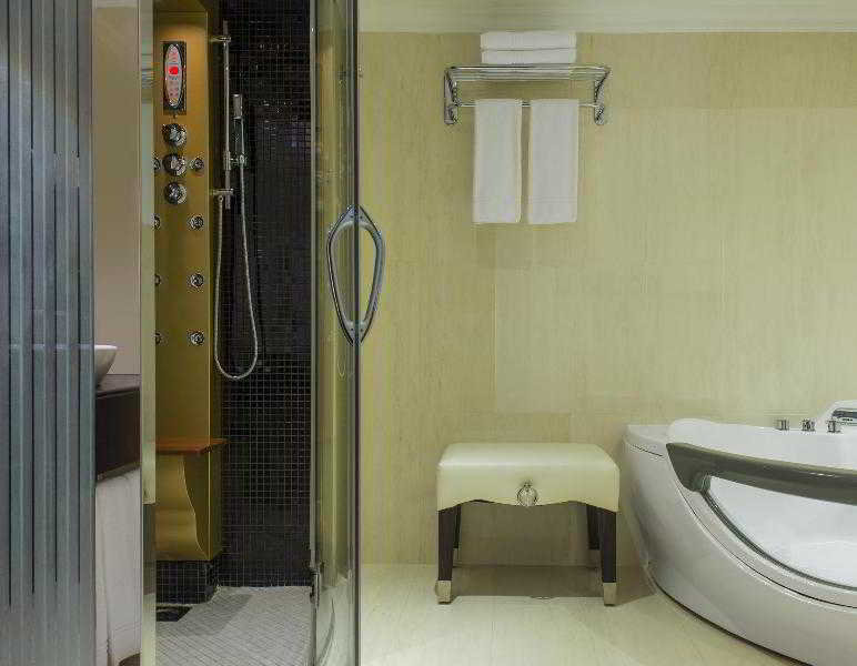 Room
Room
di Le Meridien Dubai