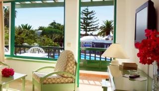 Room
Room
di Barcarola