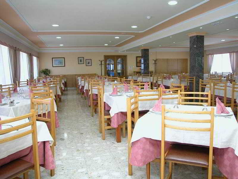 hotel la lanzada