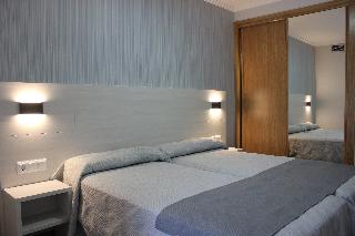 hotel la lanzada