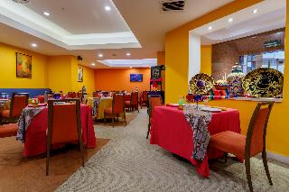 Restaurant
 di Camino Real connected to International Mexico City