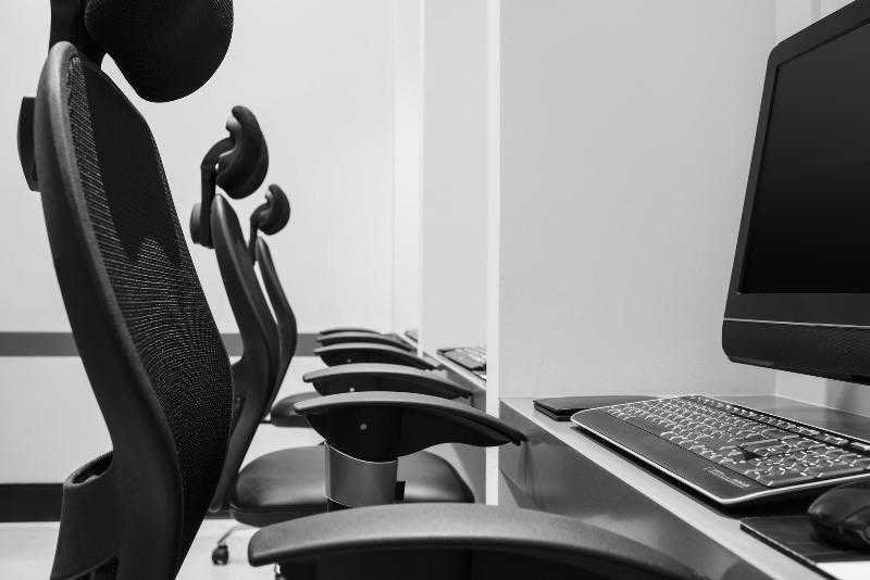 Sports and Entertainment
Sports and Entertainment
di Le Meridien Mina Seyahi