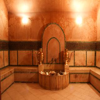 Sports and Entertainment
Sports and Entertainment
di Le Berbere Palace