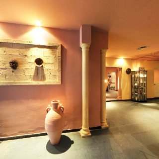 Sports and Entertainment
Sports and Entertainment
di Golden Tulip Mechtel