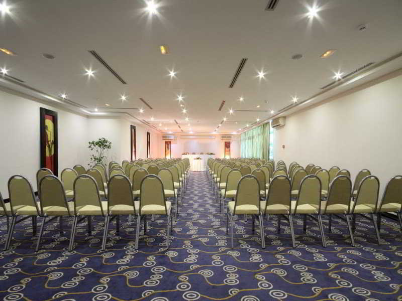 Conferences
Conferences
di Golden Tulip Mechtel