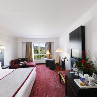 Room
Room
di Golden Tulip Mechtel