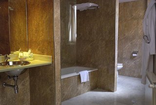 Room
Room
di Silken Villa de Aviles