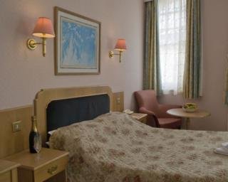 Room
Room
di Britannia Wolverhampton