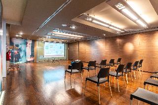 Conferences
Conferences
di B-Hotel