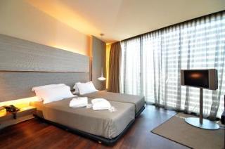 Room
Room
di B-Hotel