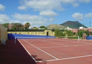 Sports and Entertainment
Sports and Entertainment
di Finca de las Salinas