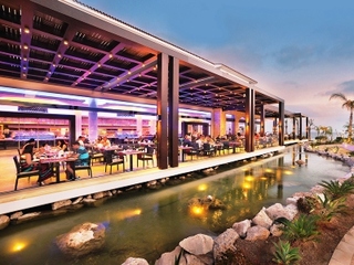 General view
General view
di Amathus Beach Hotel Paphos