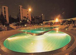 Pool
Pool
di Blue Sea Le Tivoli