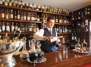 Bar
Bar
di Macdonald Pittodrie House