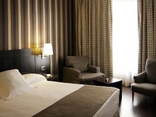 Room
Room
di HOTEL CONDE DUQUE BILBAO