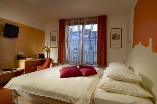 Room
Room
di City Hotel Ljubljana