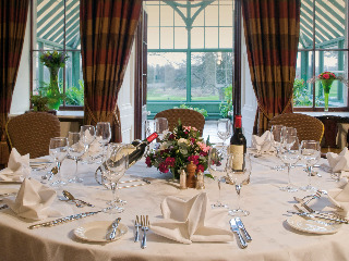 Beach
Beach
di Macdonald Linden Hall